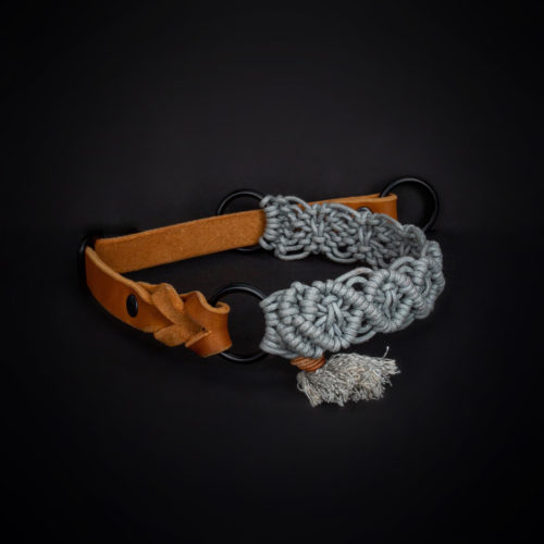 Makramee Hundehalsband IMRUDEL Boho in Grau und Beige
